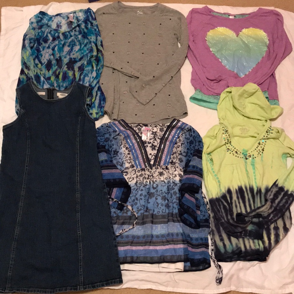 Lot of girls clothes